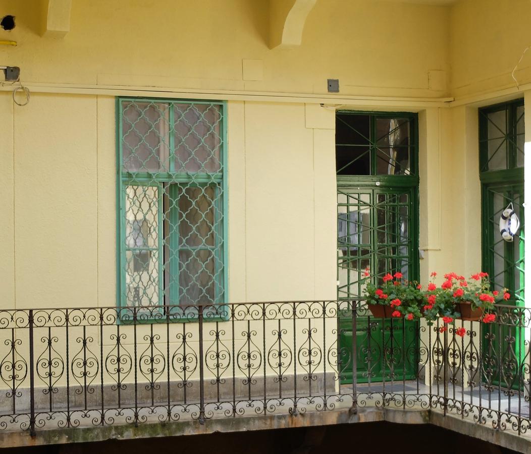 111 Hostel Budapest Eksteriør billede